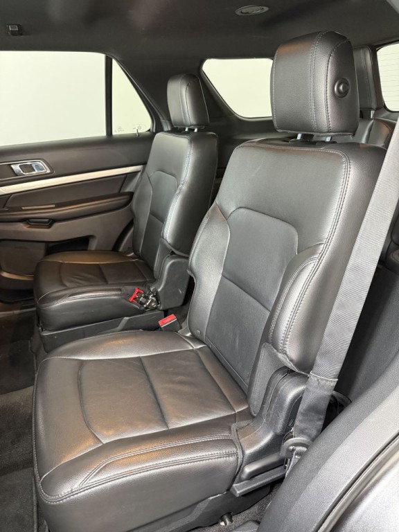 2018 Ford Explorer Image 21