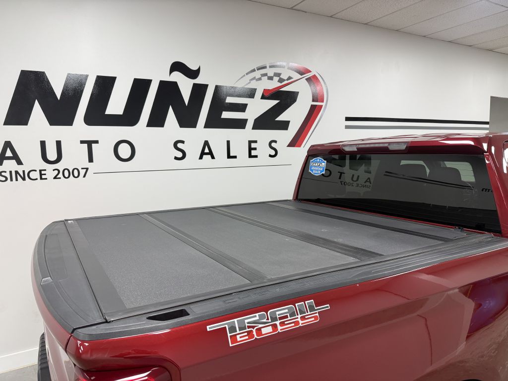 2019 Chevrolet Silverado 1500 Image 12