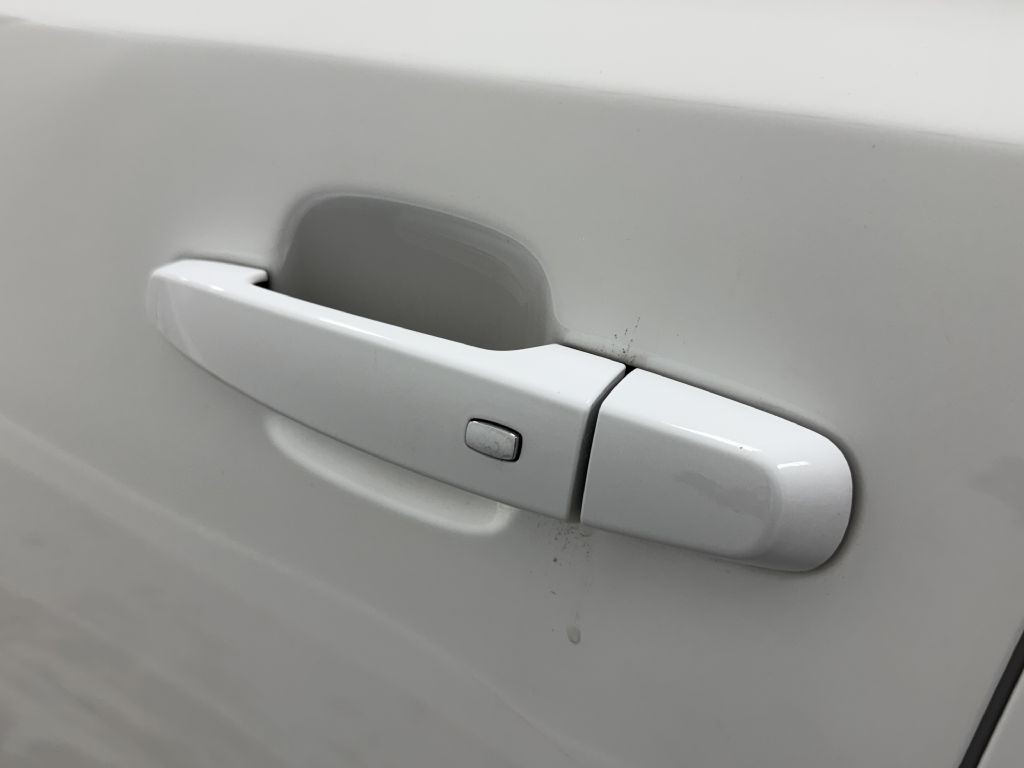 2020 GMC Acadia Image 13