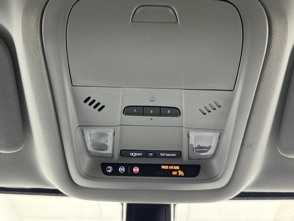 2020 GMC Acadia Image 28