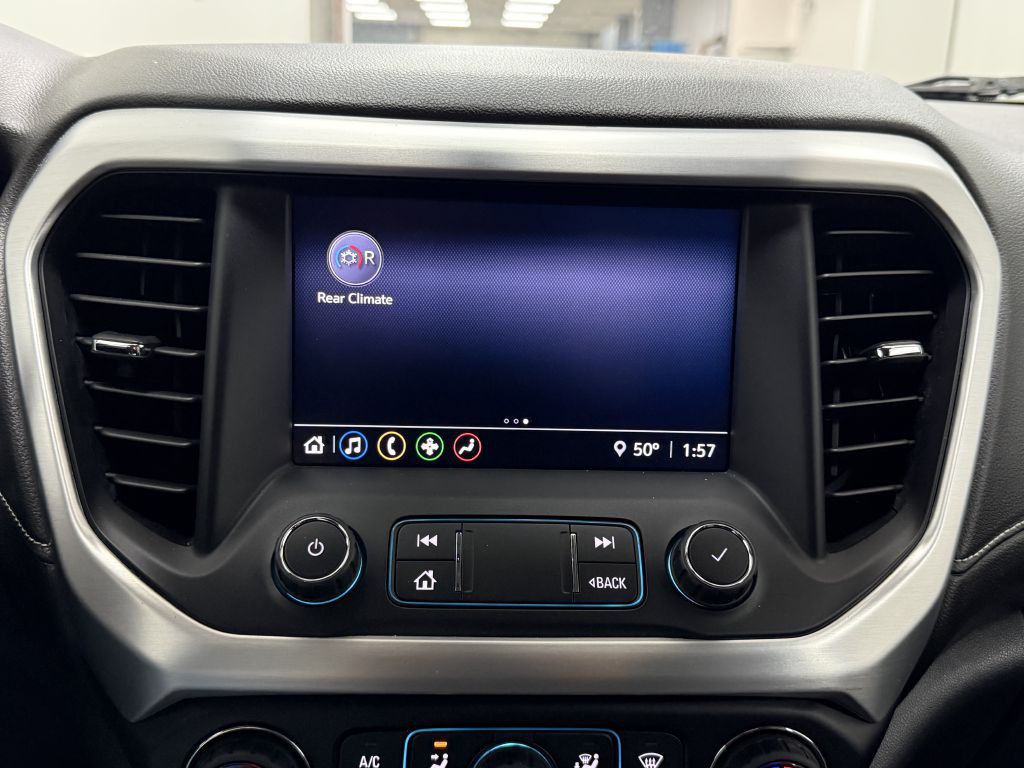 2020 GMC Acadia Image 30