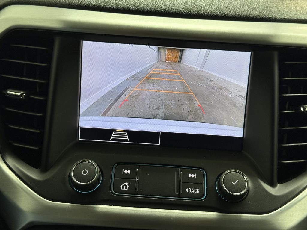 2020 GMC Acadia Image 33
