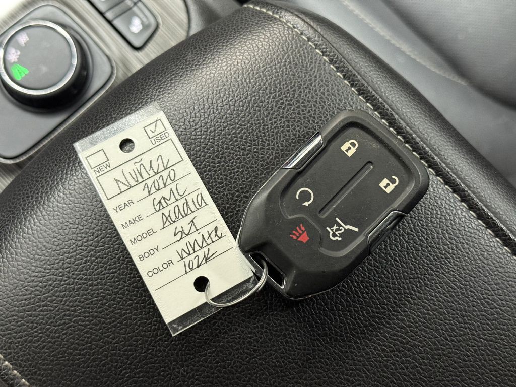 2020 GMC Acadia Image 38