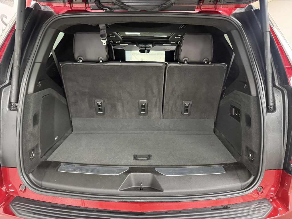 2021 Cadillac Escalade Image 8