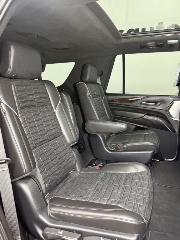 2021 Cadillac Escalade Image 13