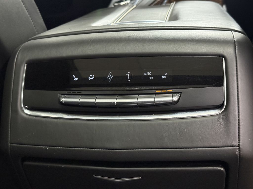 2021 Cadillac Escalade Image 15