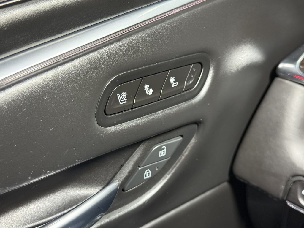 2021 Cadillac Escalade Image 22