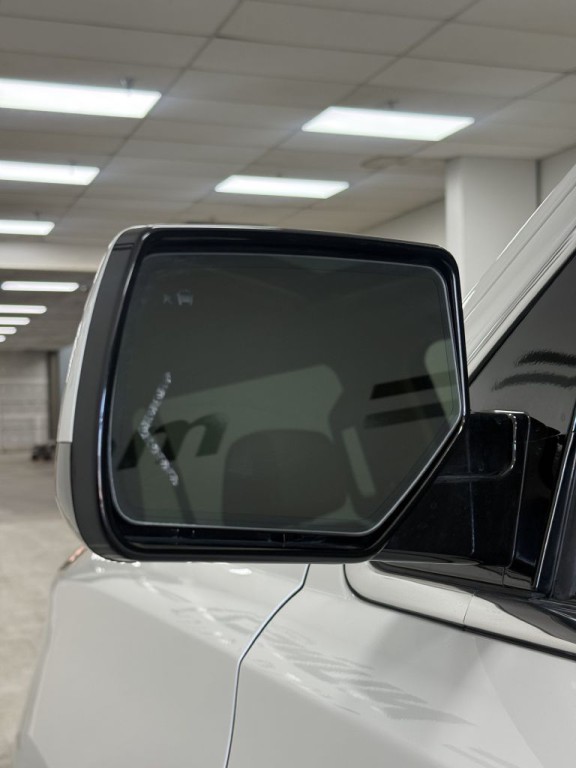 2017 GMC Yukon Image 10