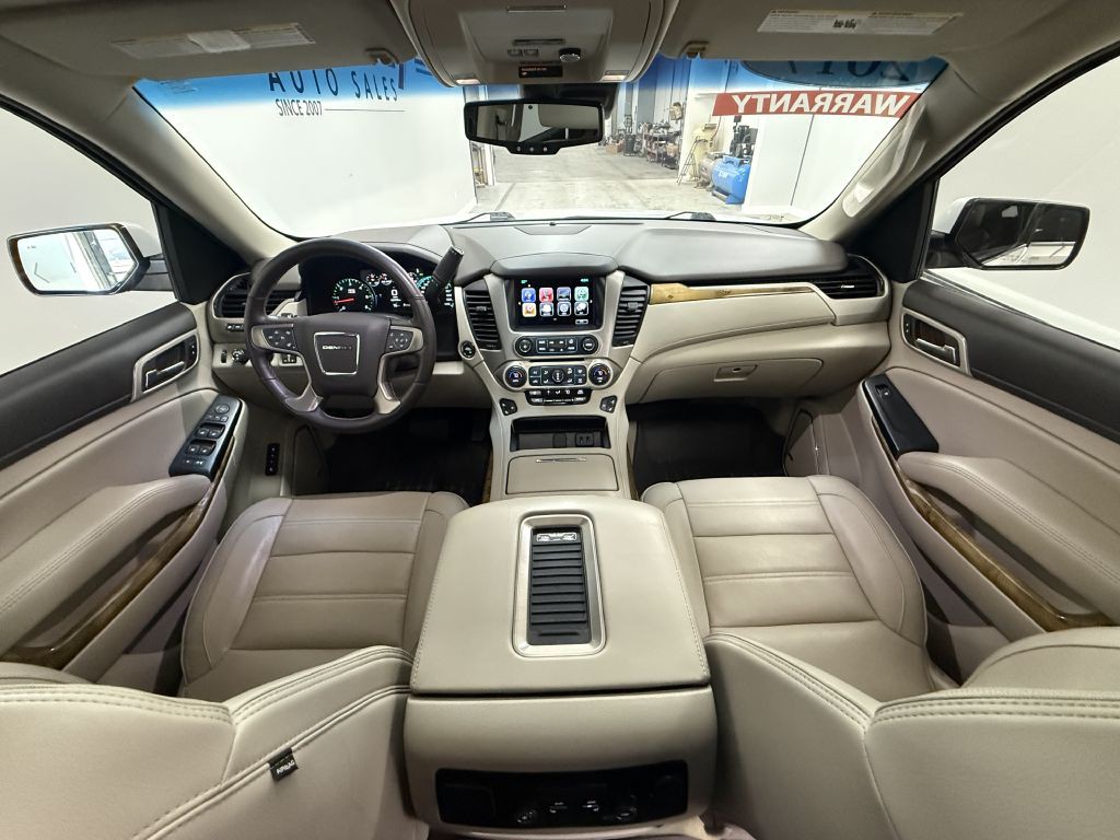 2017 GMC Yukon Image 18