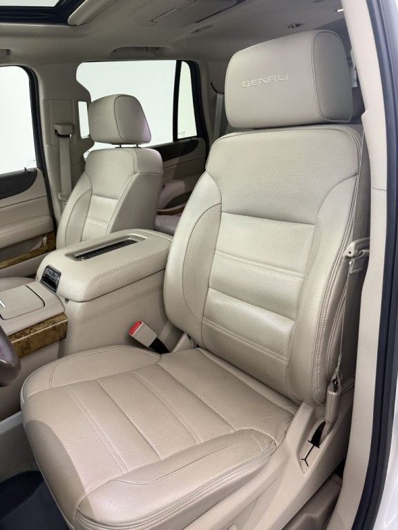 2017 GMC Yukon Image 23