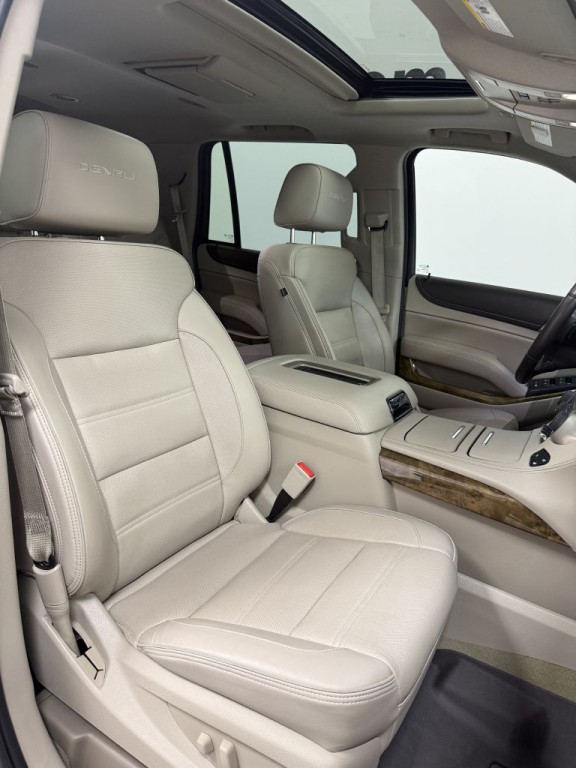 2017 GMC Yukon Image 28