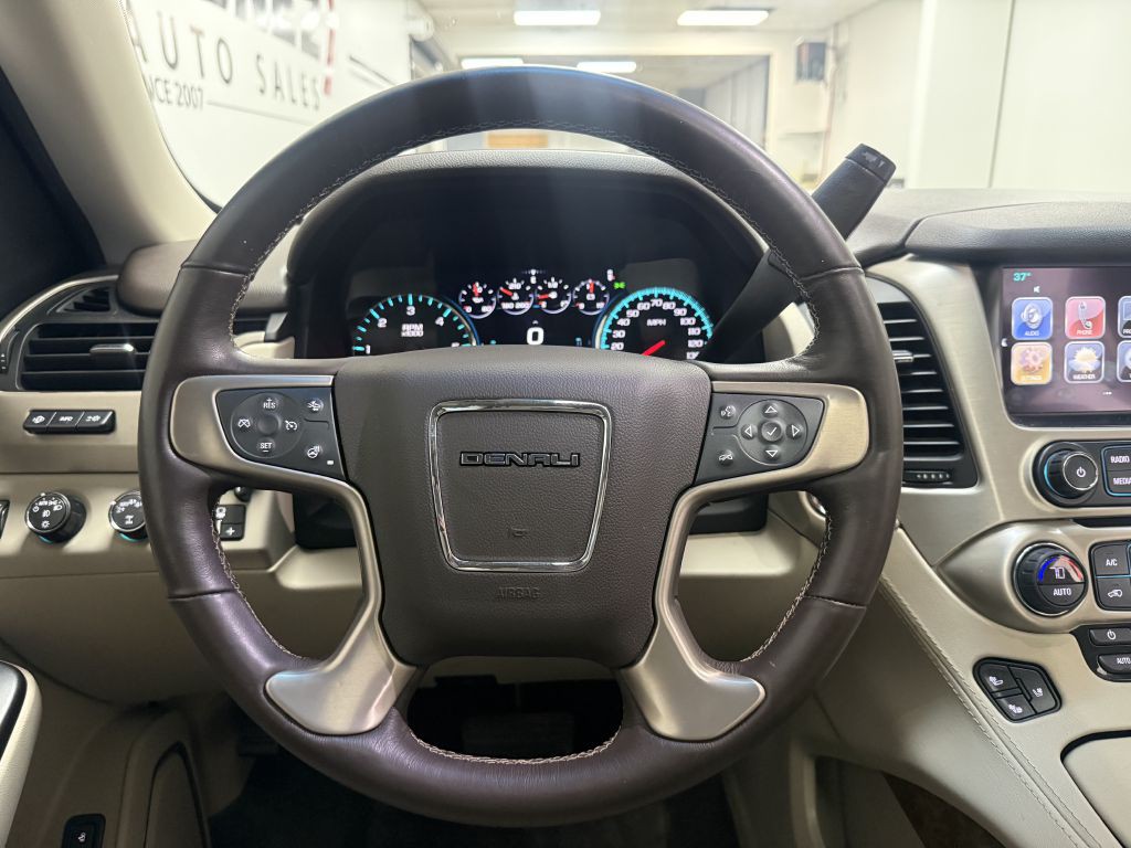 2017 GMC Yukon Image 32