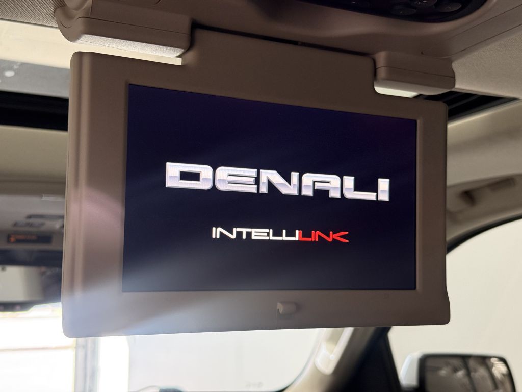 2017 GMC Yukon Image 35