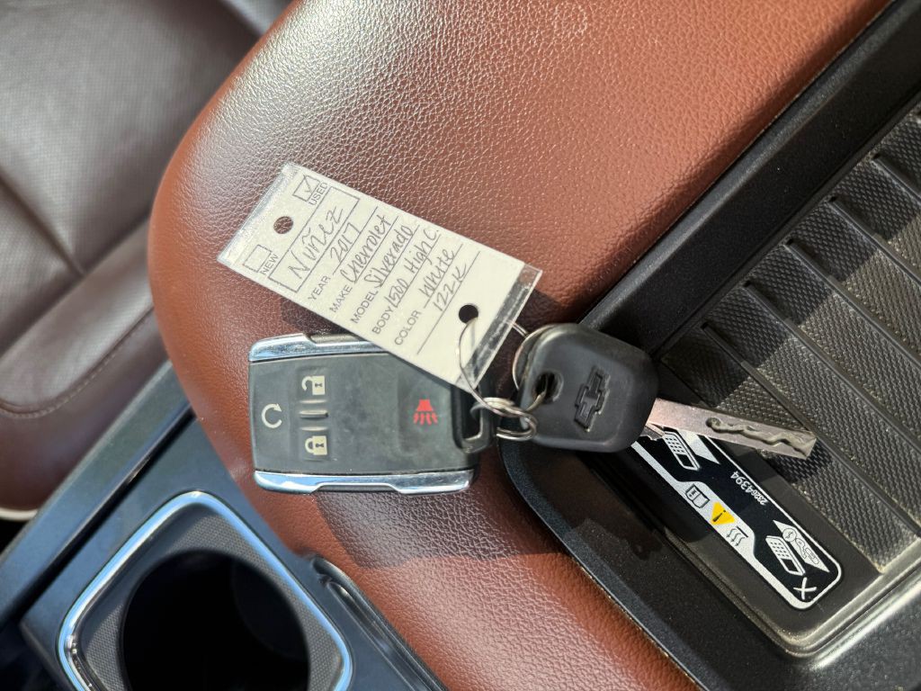 2017 Chevrolet Silverado 1500 Image 30