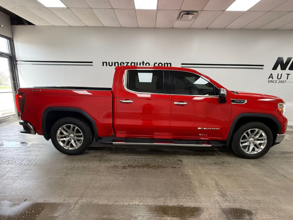 2019 GMC Sierra Image 2