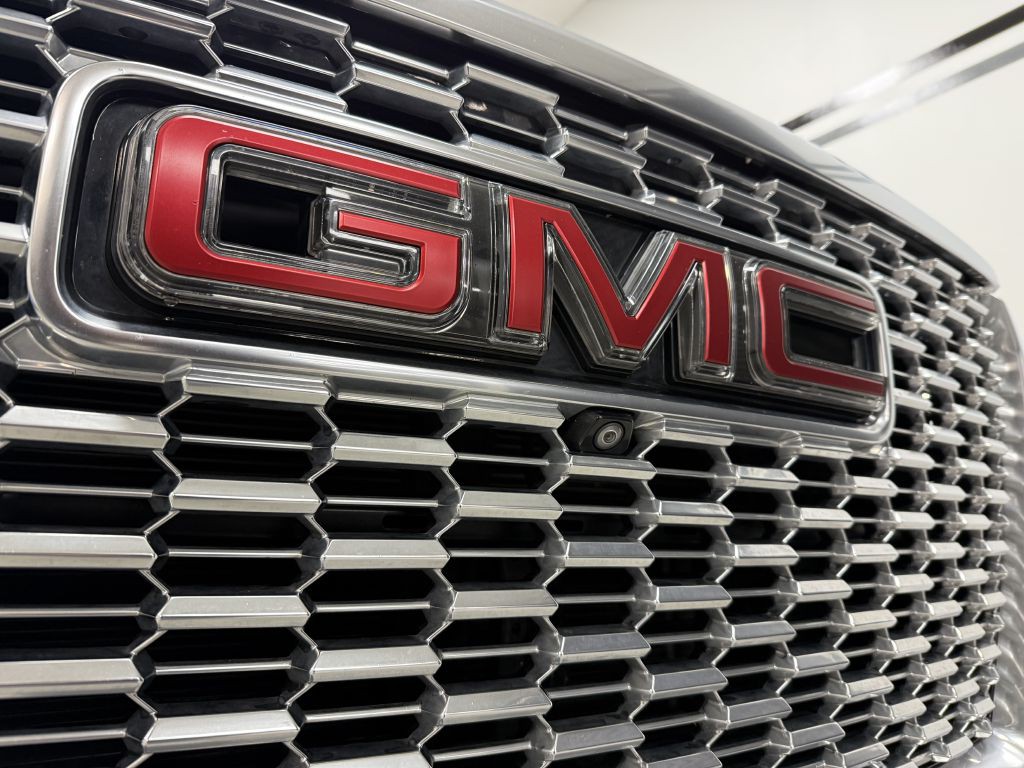 2021 GMC Yukon Image 9