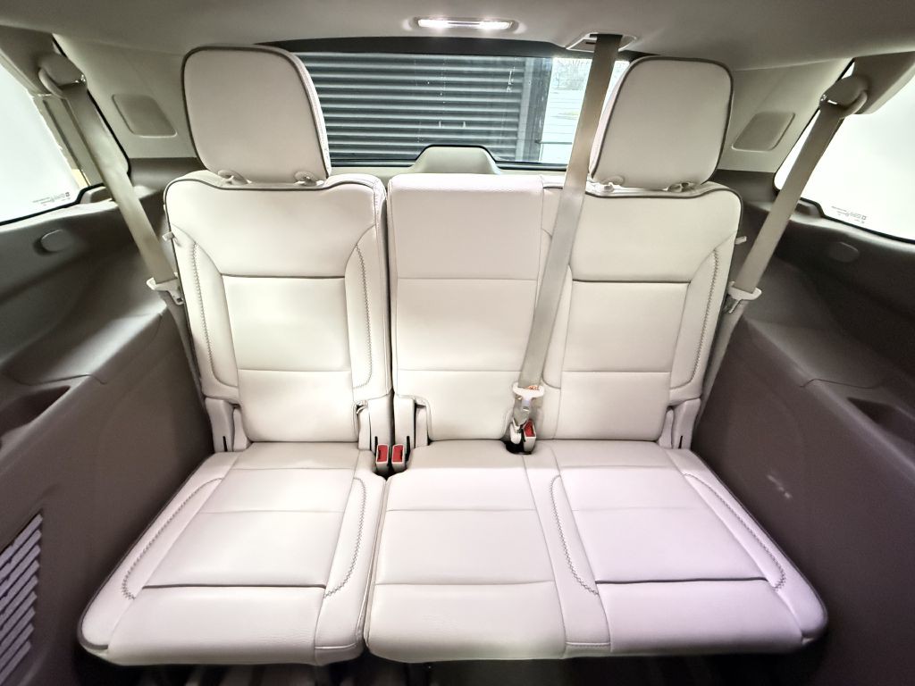 2021 GMC Yukon Image 15