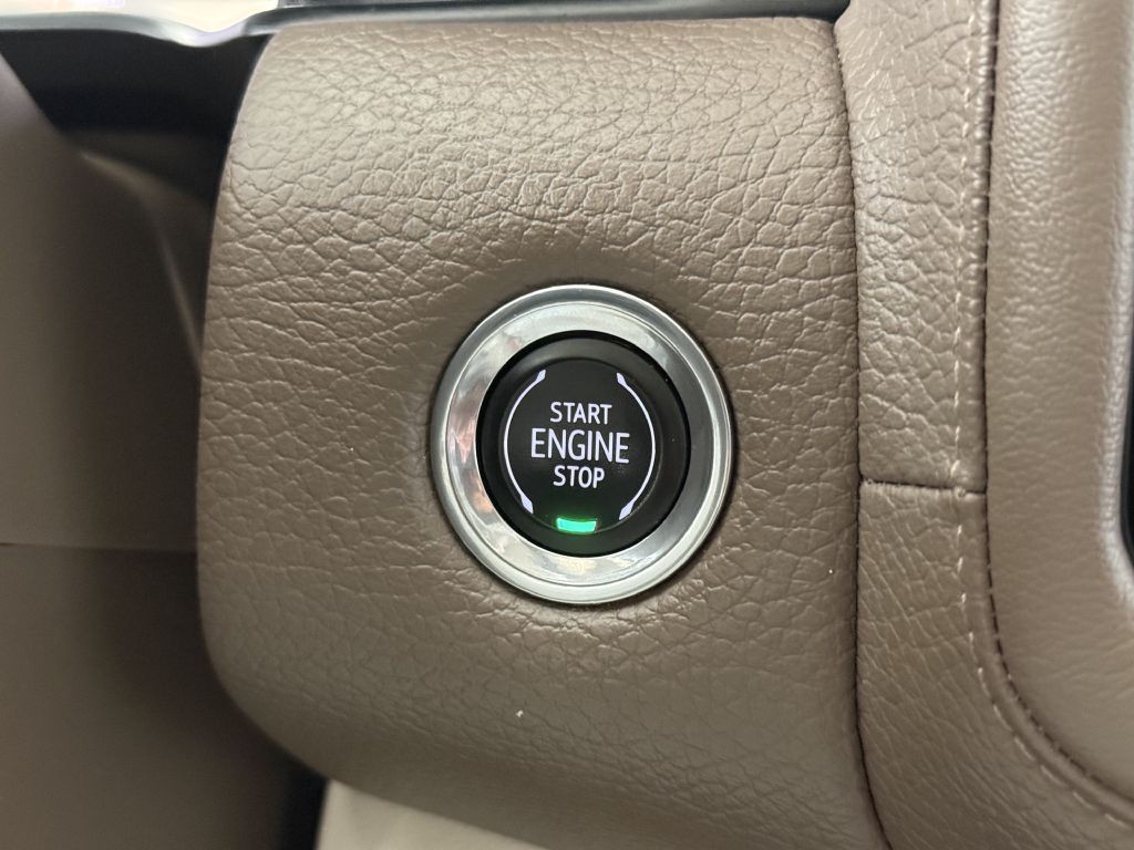 2021 GMC Yukon Image 25