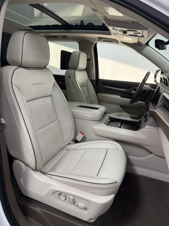 2021 GMC Yukon Image 33