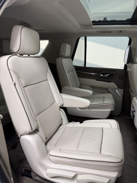 2021 GMC Yukon Image 34