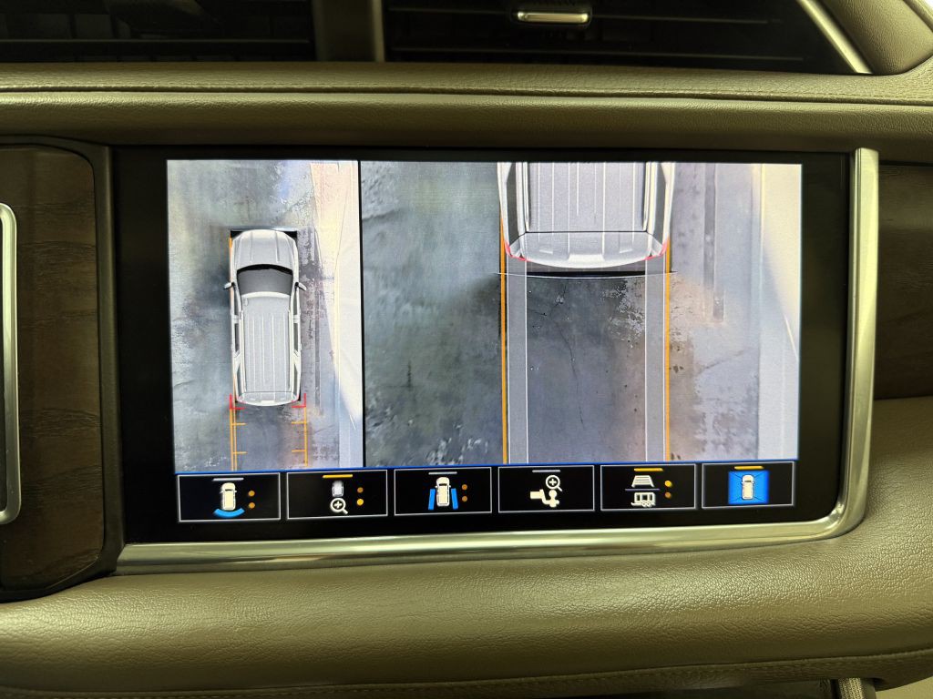 2021 GMC Yukon Image 42