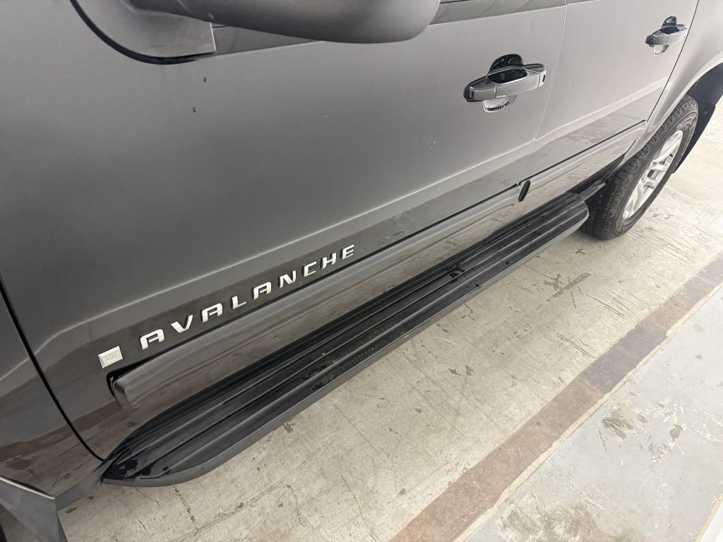 2007 Chevrolet Avalanche Image 10