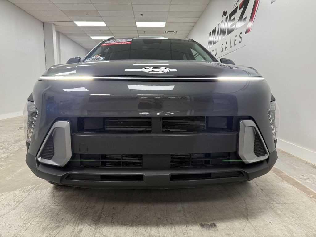 2025 Hyundai Kona Image 2
