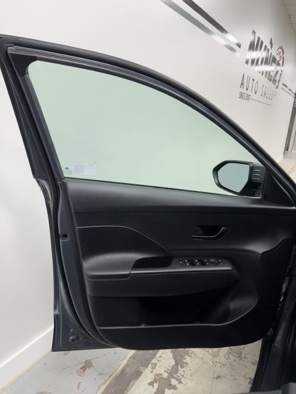 2025 Hyundai Kona Image 19