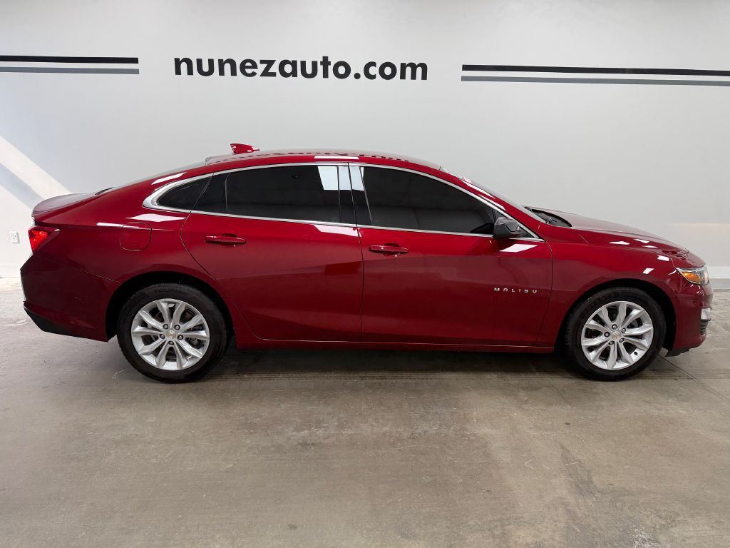 2024 Chevrolet Malibu Image 2