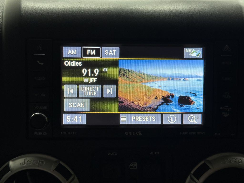 2015 Jeep Wrangler Unlimited Image 20