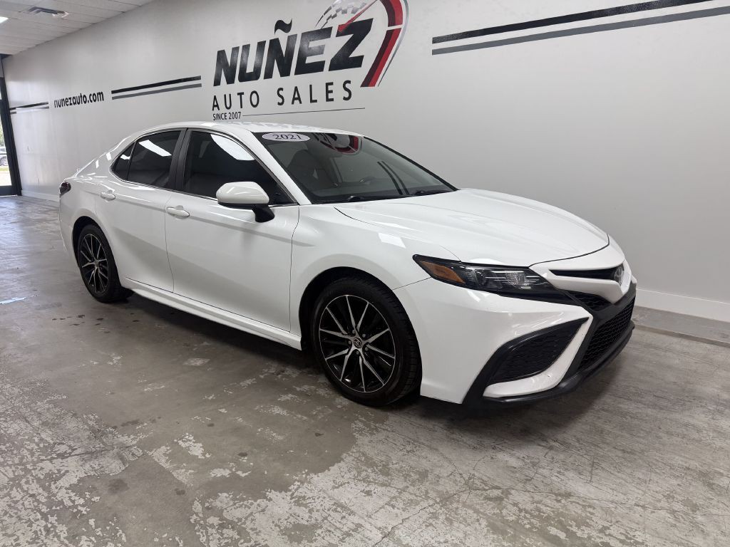 2021 Toyota Camry Image 1