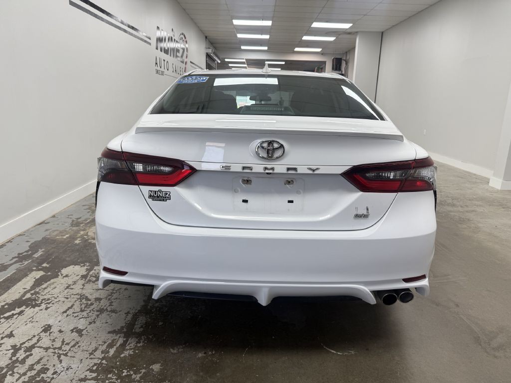 2021 Toyota Camry Image 4