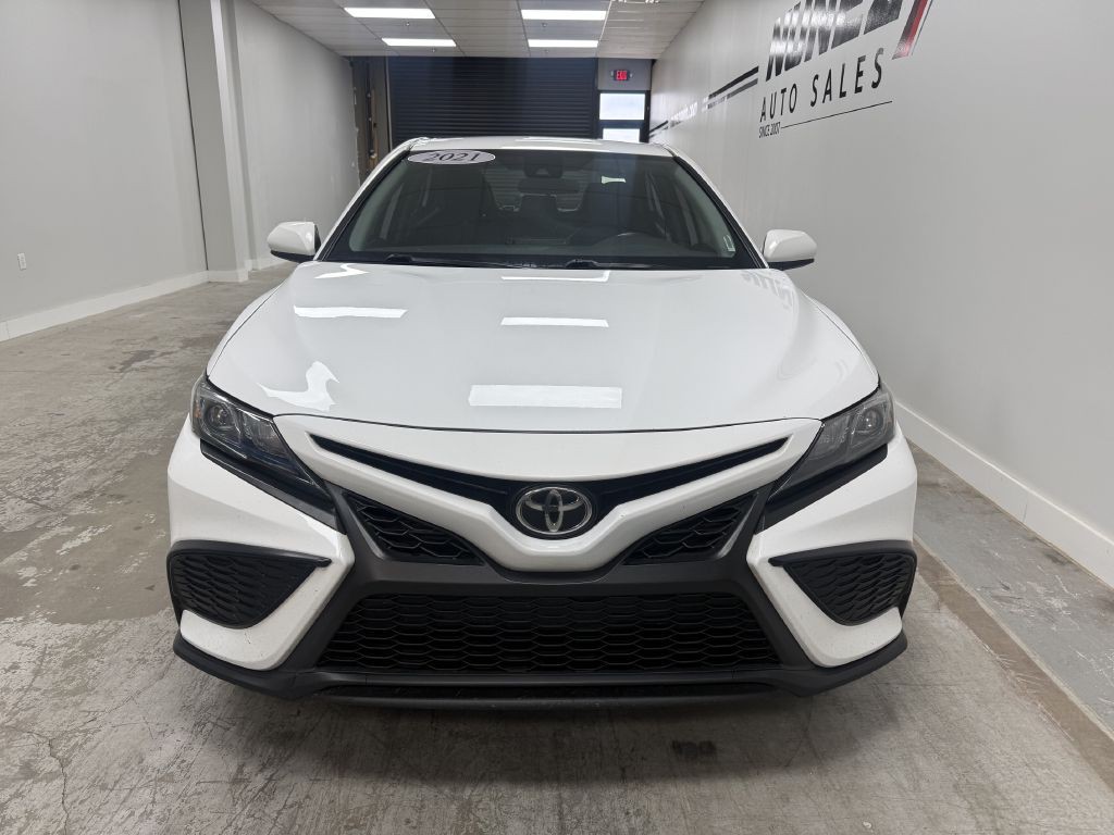 2021 Toyota Camry Image 8