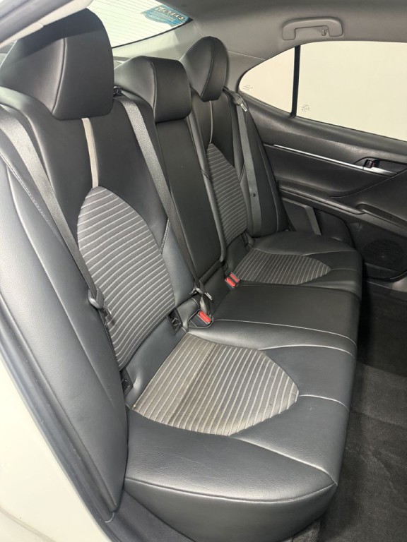 2021 Toyota Camry Image 15