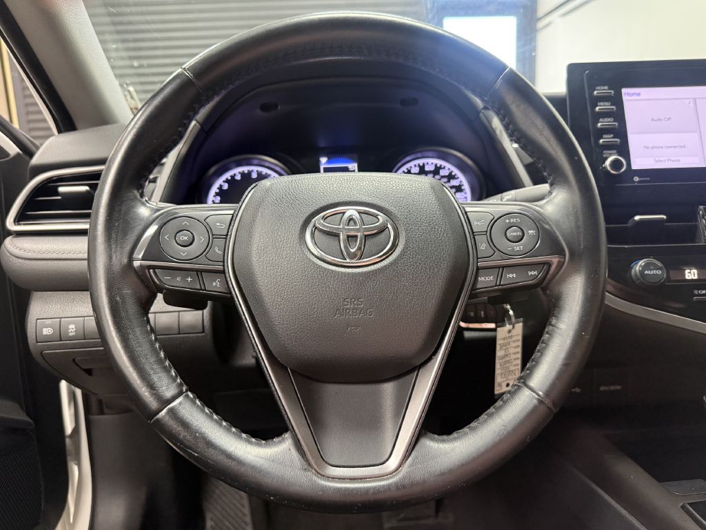 2021 Toyota Camry Image 20