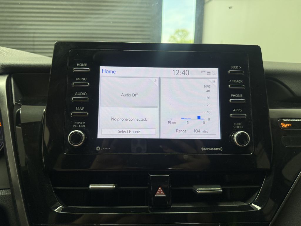 2021 Toyota Camry Image 21