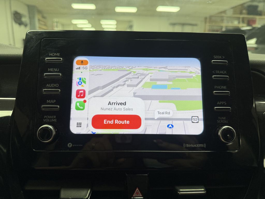 2021 Toyota Camry Image 25