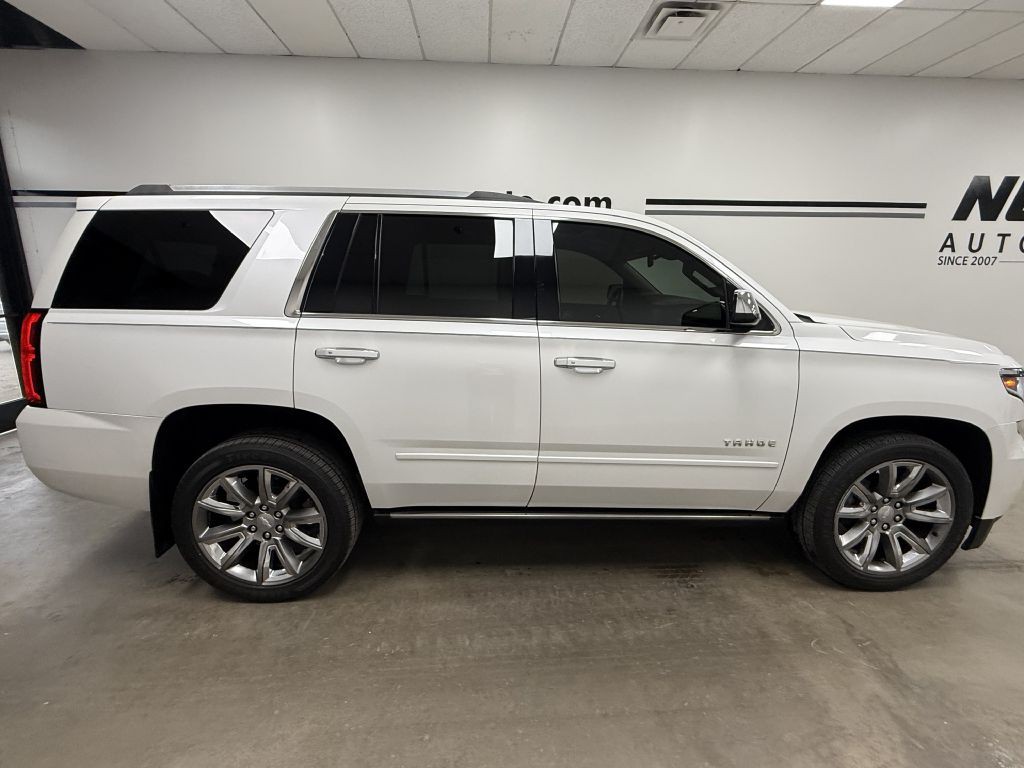 2017 Chevrolet Tahoe Image 2