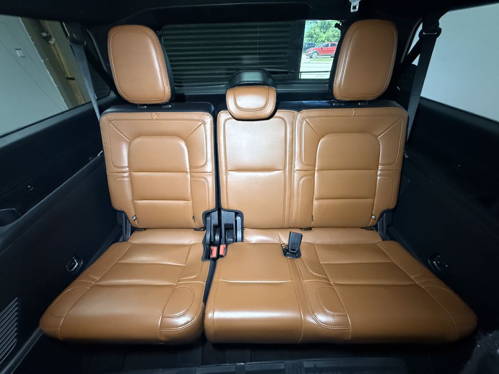 2021 Lincoln Navigator Image 30
