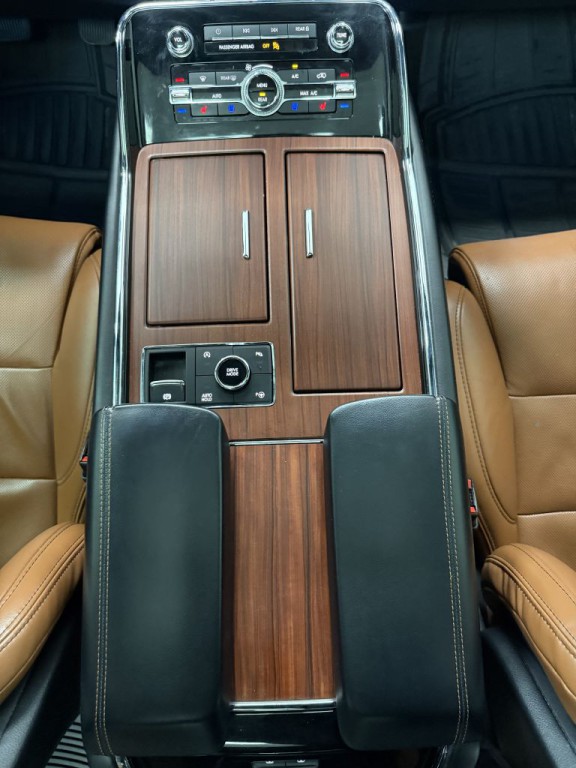 2021 Lincoln Navigator Image 34