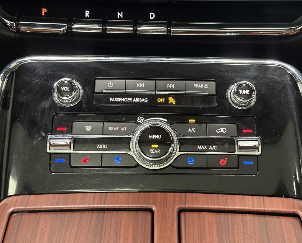 2021 Lincoln Navigator Image 36