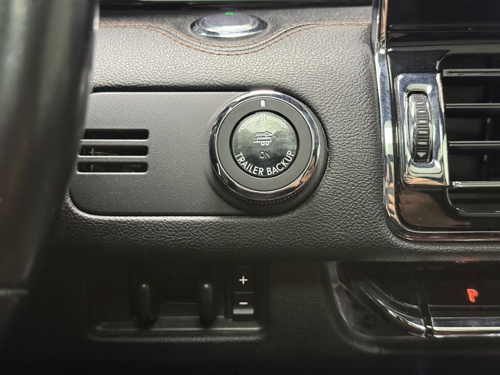 2021 Lincoln Navigator Image 37