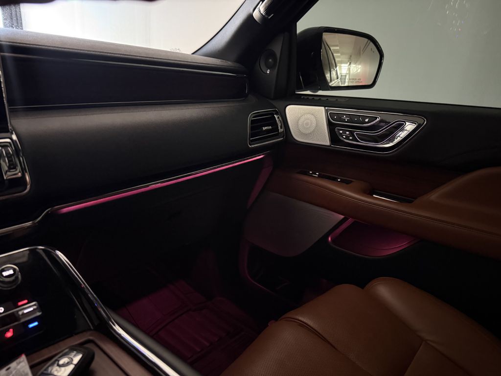 2021 Lincoln Navigator Image 51