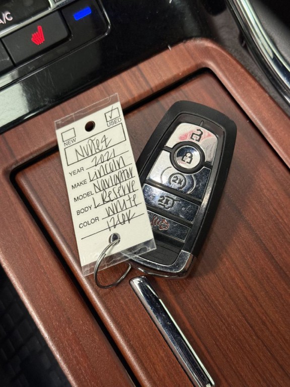 2021 Lincoln Navigator Image 56