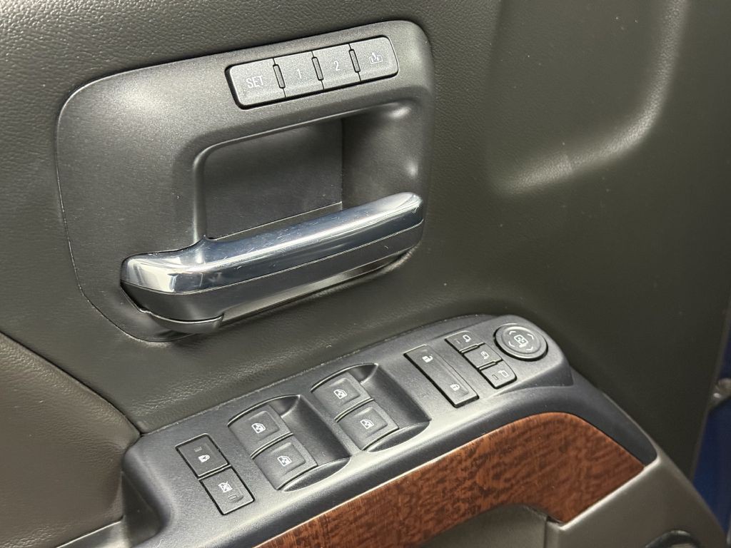 2018 GMC Sierra Image 17