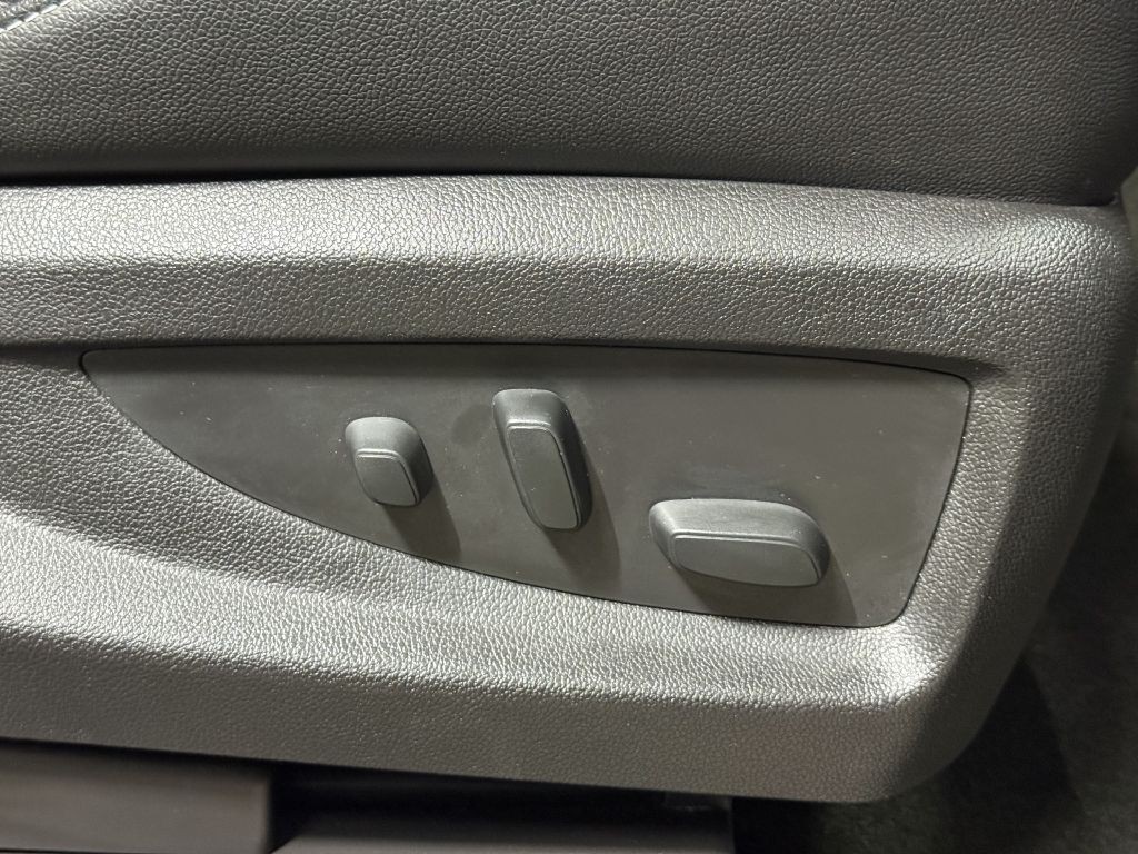 2018 GMC Sierra Image 25