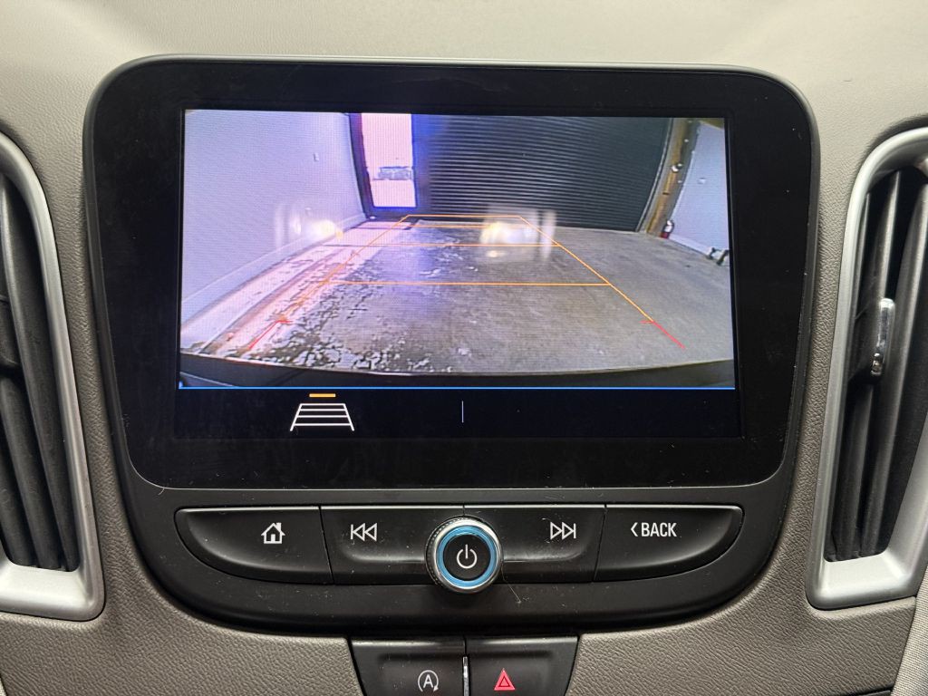 2020 Chevrolet Malibu Image 18