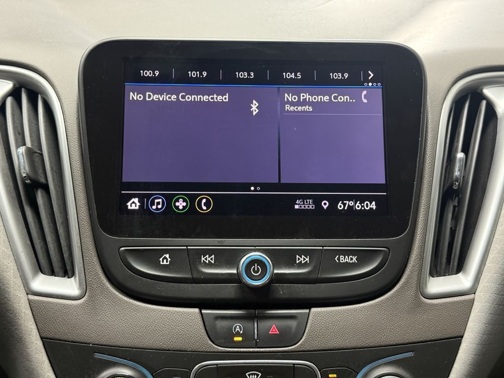2020 Chevrolet Malibu Image 20