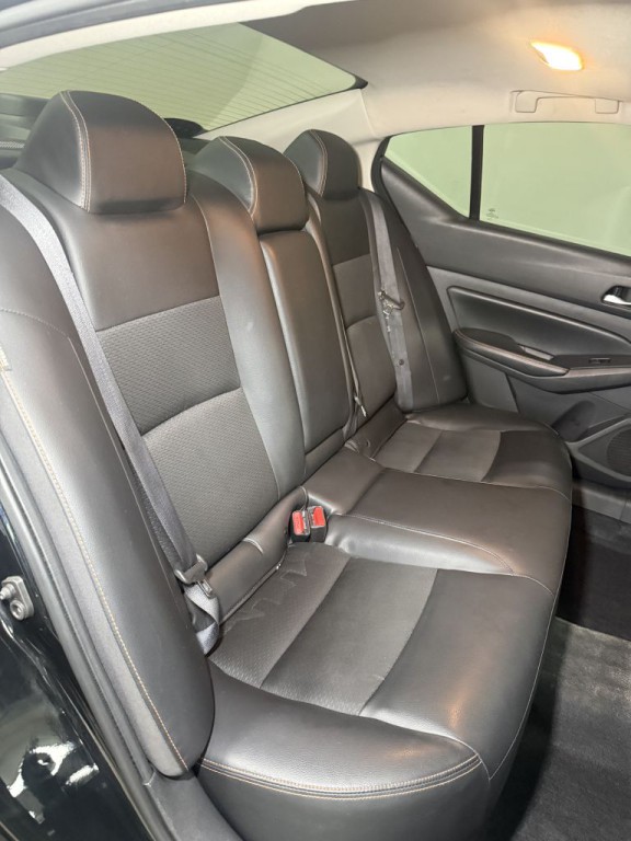 2019 Nissan Altima Image 15