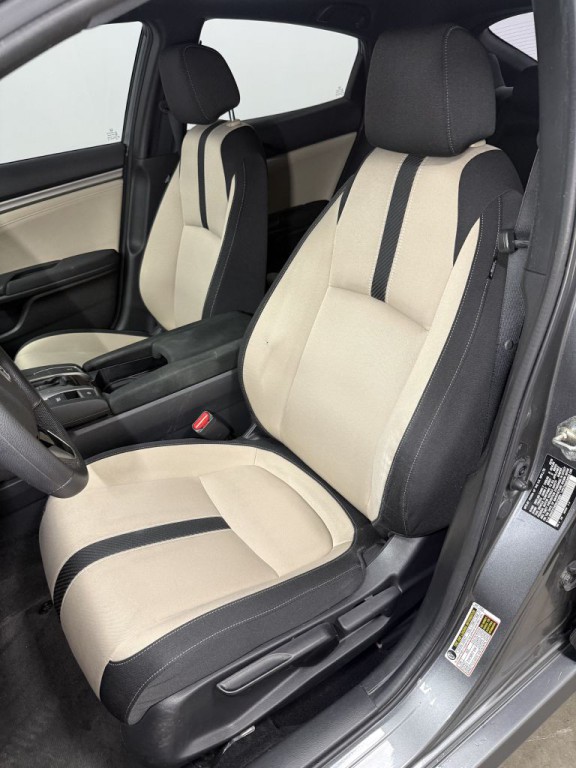 2019 Honda Civic Image 13